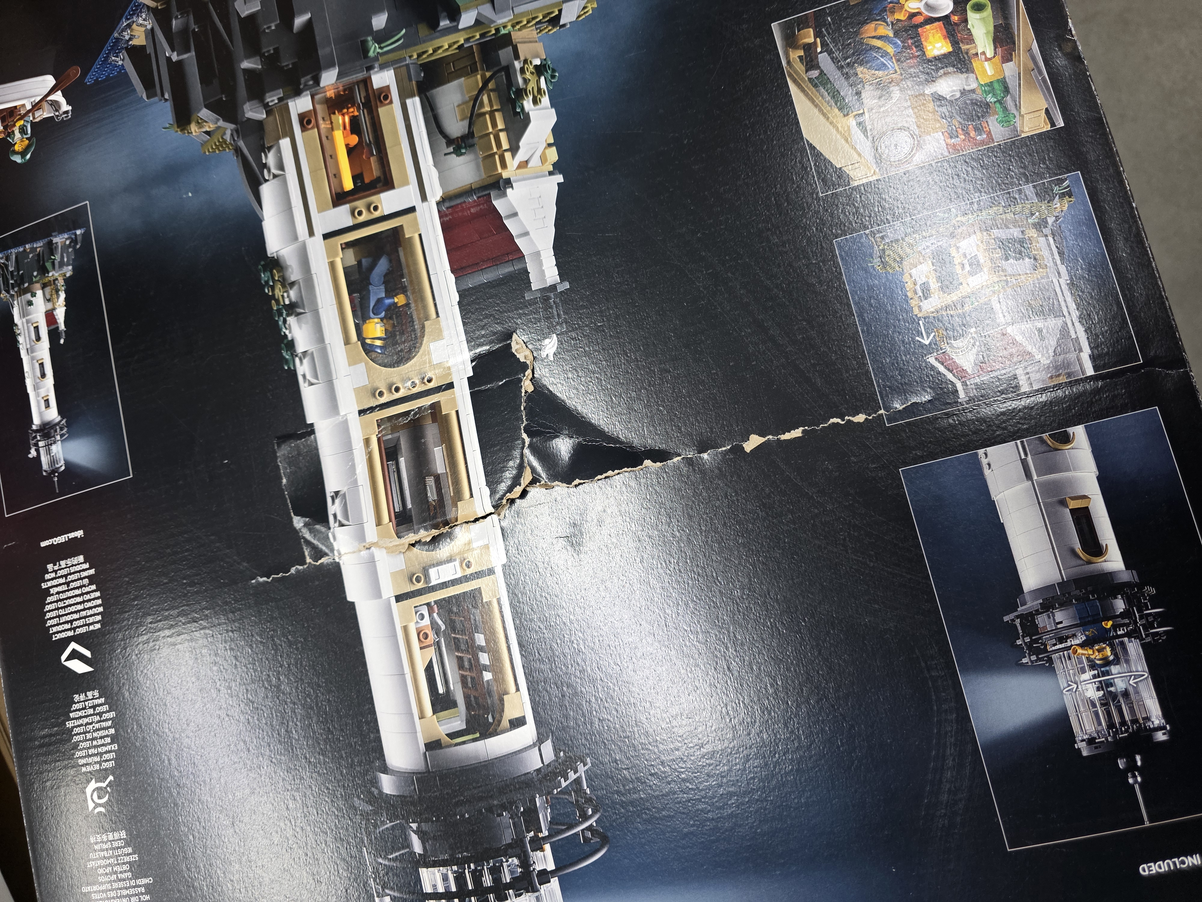 LEGO Ideas Gemotoriseerde vuurtoren met Lichtjes, Modelbouwset voor Volwassenen - 21335