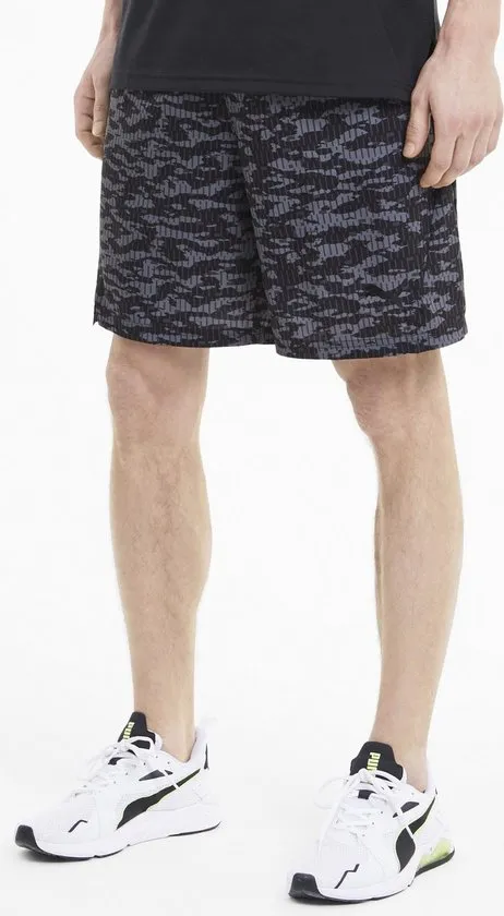 PUMA  Maat M Train Aop Woven 8" Short Sportbroek Heren