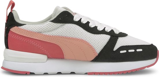 sneaker, mesh upper, pink panel, white sole, athletic shoe