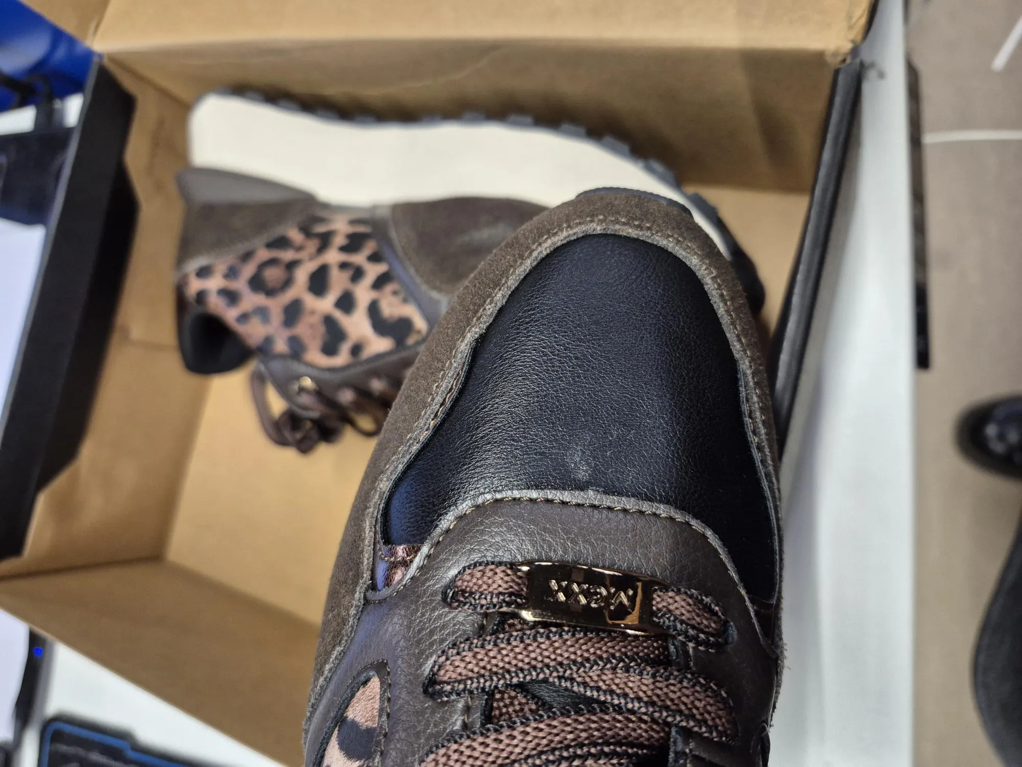 Kleding, Schoeisel, Schoen, Sneaker