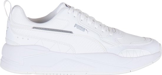 sneaker, witte sneaker, sportief model, lint romp, gumzette platform