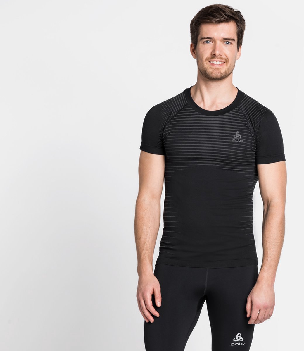 T-shirt, Volwassene, Mannelijk, Man, Persoon, T-shirt, Volwassene, Mannelijk, Man, Persoon