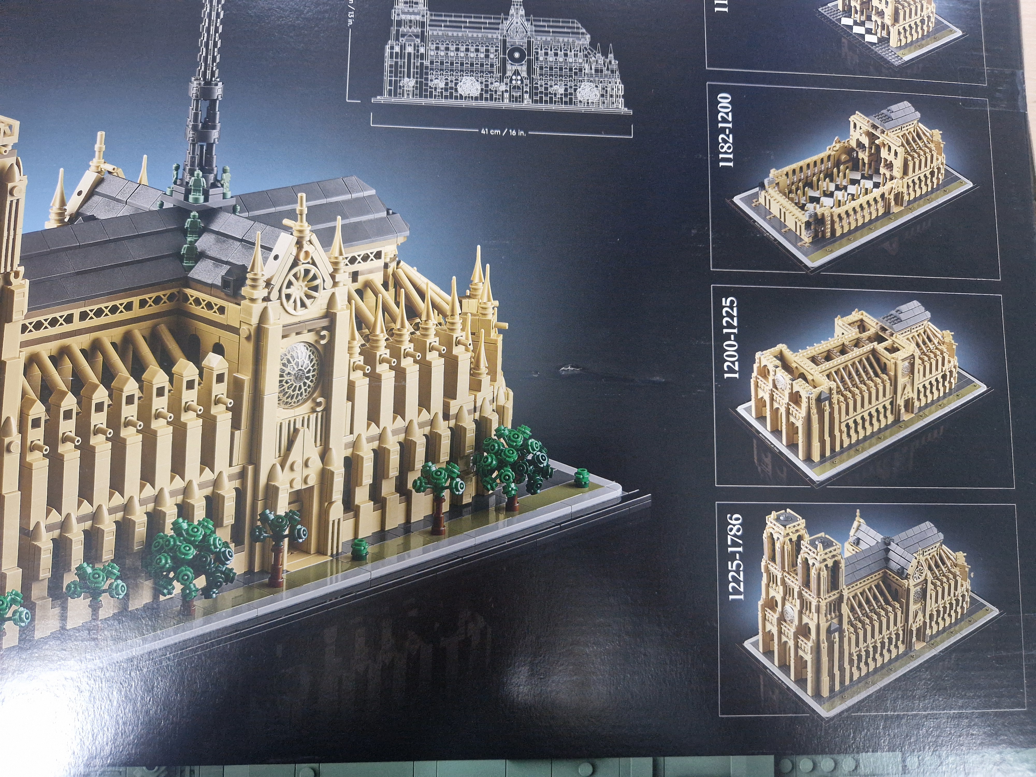 LEGO Architecture Notre-Dame van Parijs - 21061