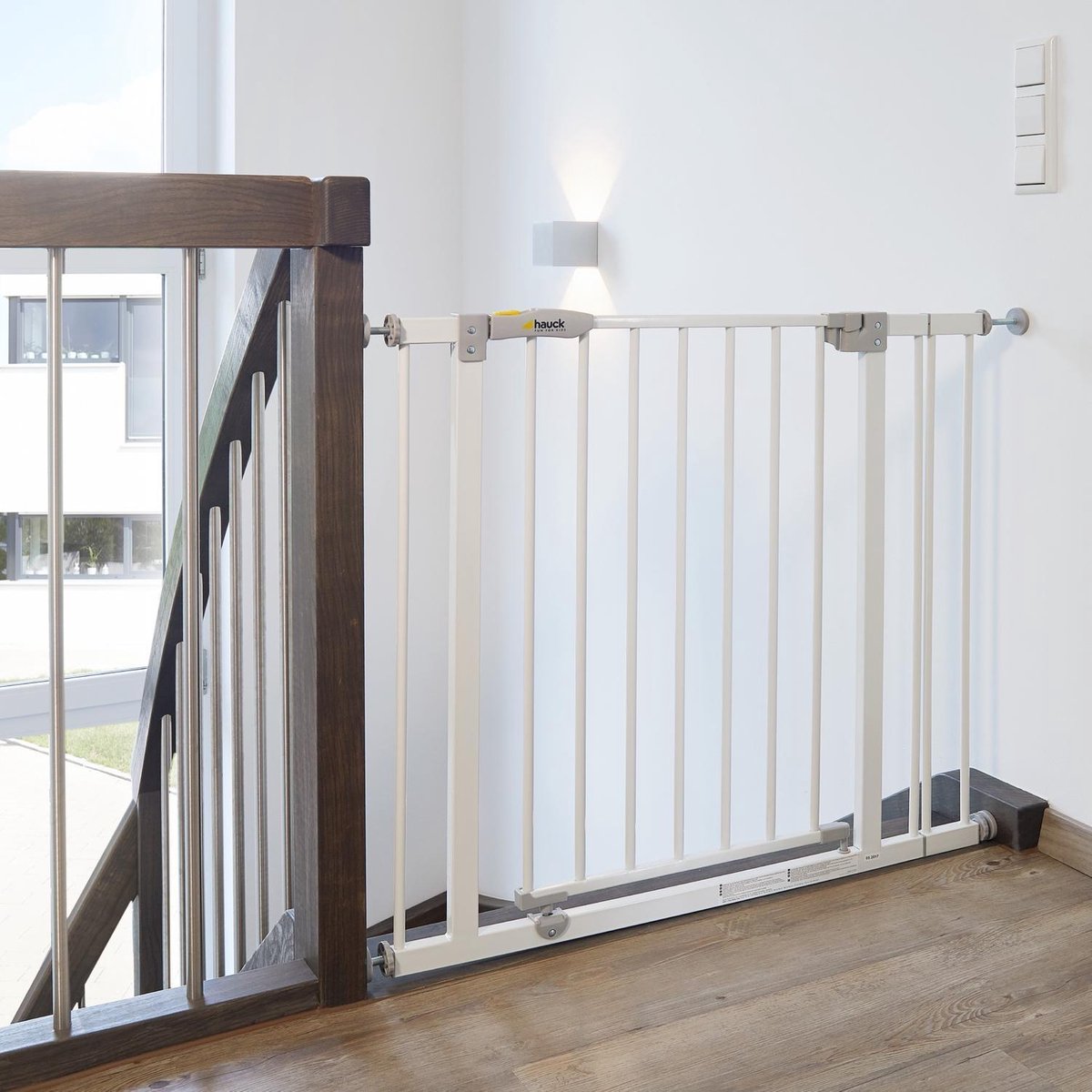 Hauck Open N Stop, ingeklemd veiligheidshek met verlengstuk van 9 cm, 84 - 89 cm