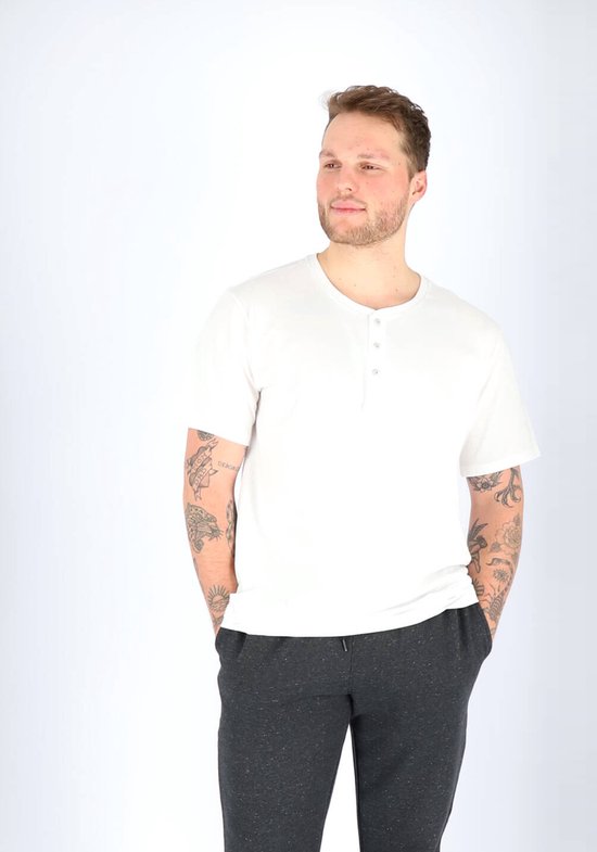 T-shirt, Mouw, Lange mouwen, Shirt, Tatoeage