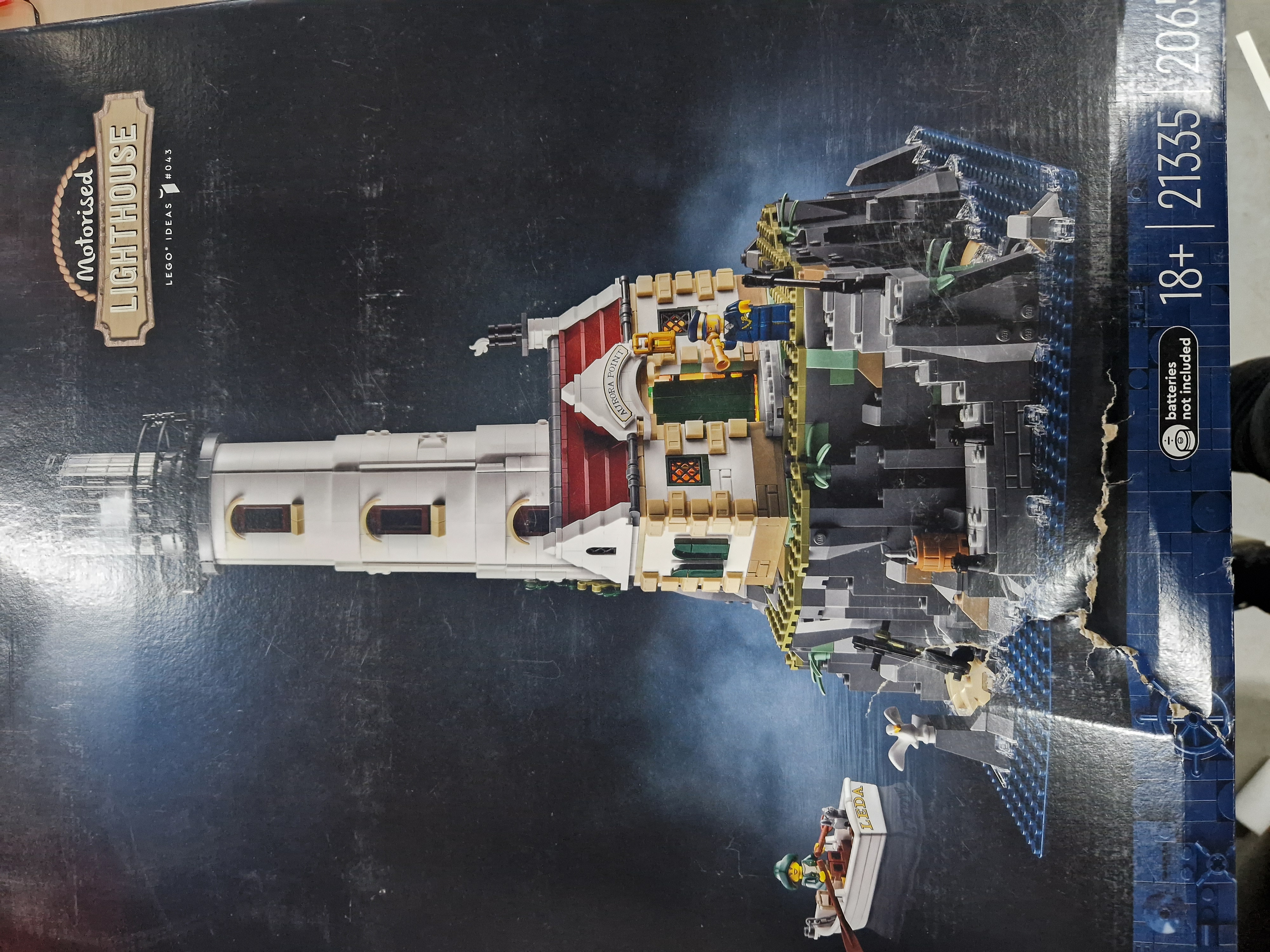 LEGO Ideas Gemotoriseerde vuurtoren met Lichtjes, Modelbouwset voor Volwassenen - 21335
