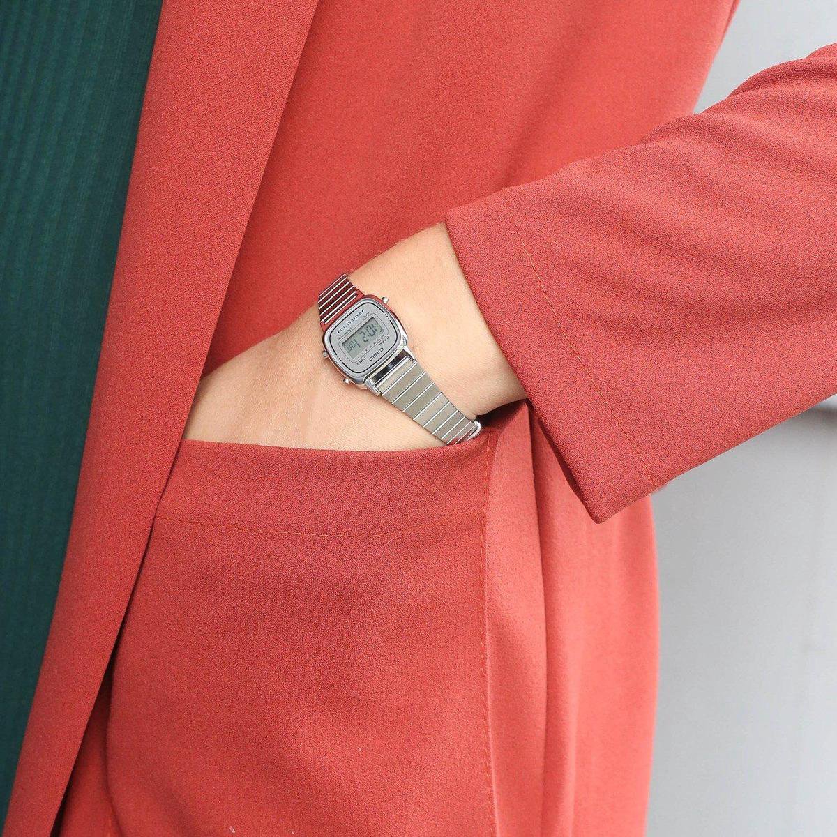 Casio Vintage Mini LA670WEA-7EF Dames Horloge - 25 mm