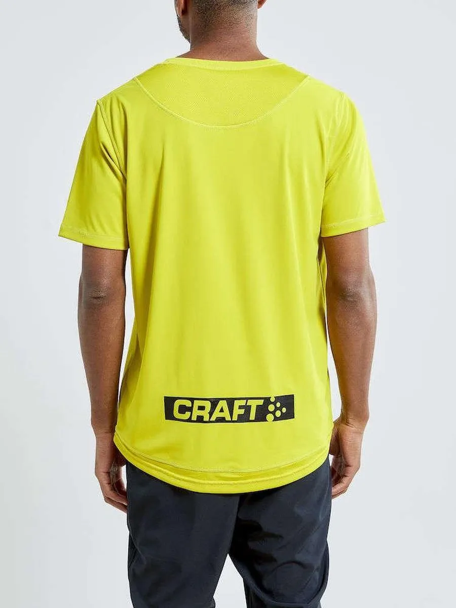 T-shirt, Volwassene, Mannelijk, Man, Persoon