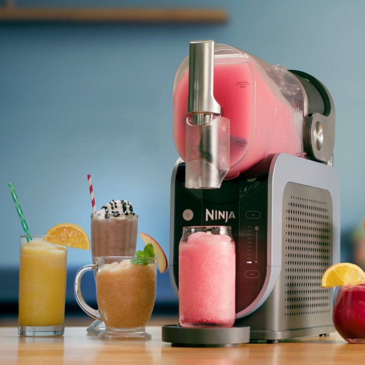 Ninja SLUSHi IJsdrankjes, Slush Puppy en Granita maker - tot 12 uur lang bevroren drankjes - Slank model - FS301EU