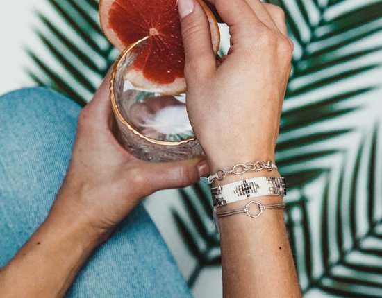 Scmyk armband BG-264 K Frosted Cherry zilverkleurig