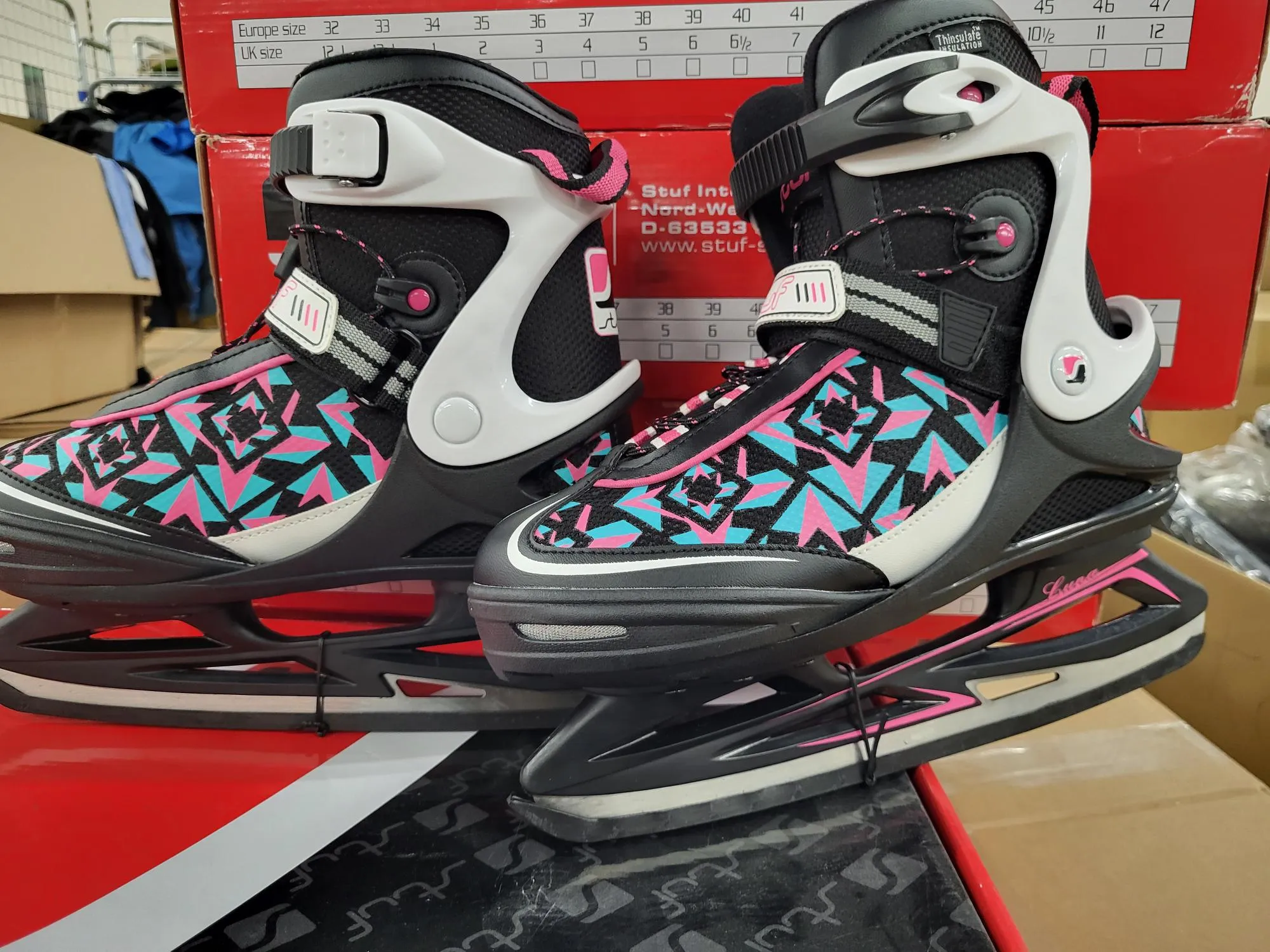 Stuf - maat 39- Luna Lady semi soft skate