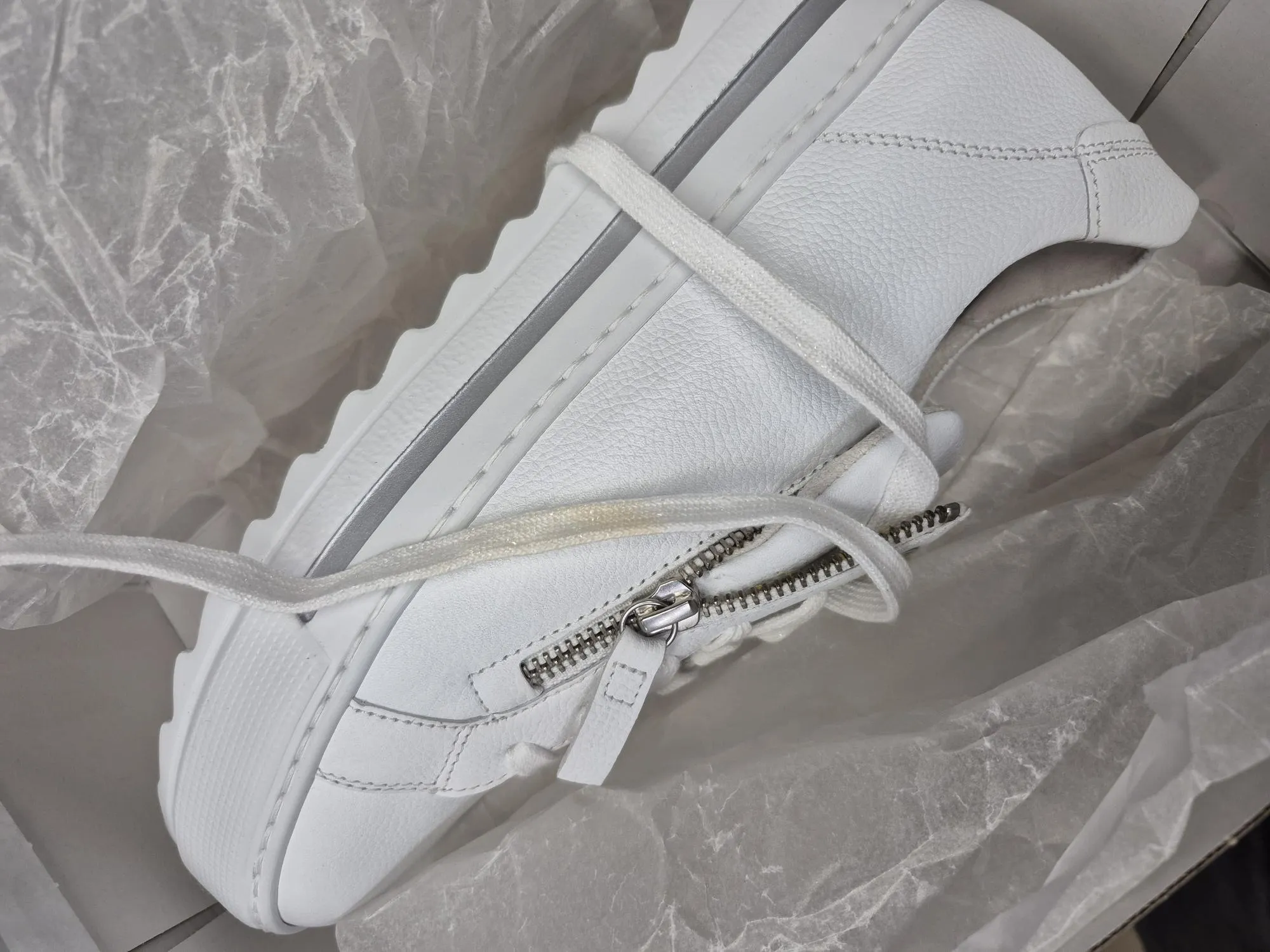 Kleding, Schoeisel, Schoen, Sneaker