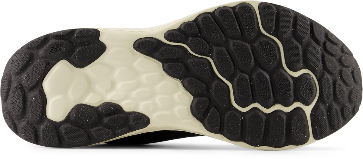 sneaker, outsole, rubber, black sole, tread pattern