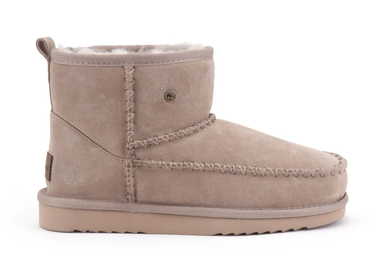 enkellaarzen, suede, voering met bont, stikwerk, rondom sleehak