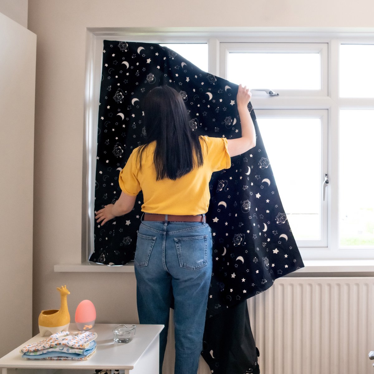 Tommee Tippee Sleeptime - draagbaar verduisteringsgordijn - met zuignappen - aanpasbaar en licht - g