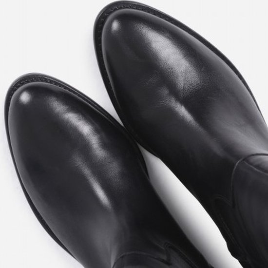 Kleding, Schoeisel, Schoen