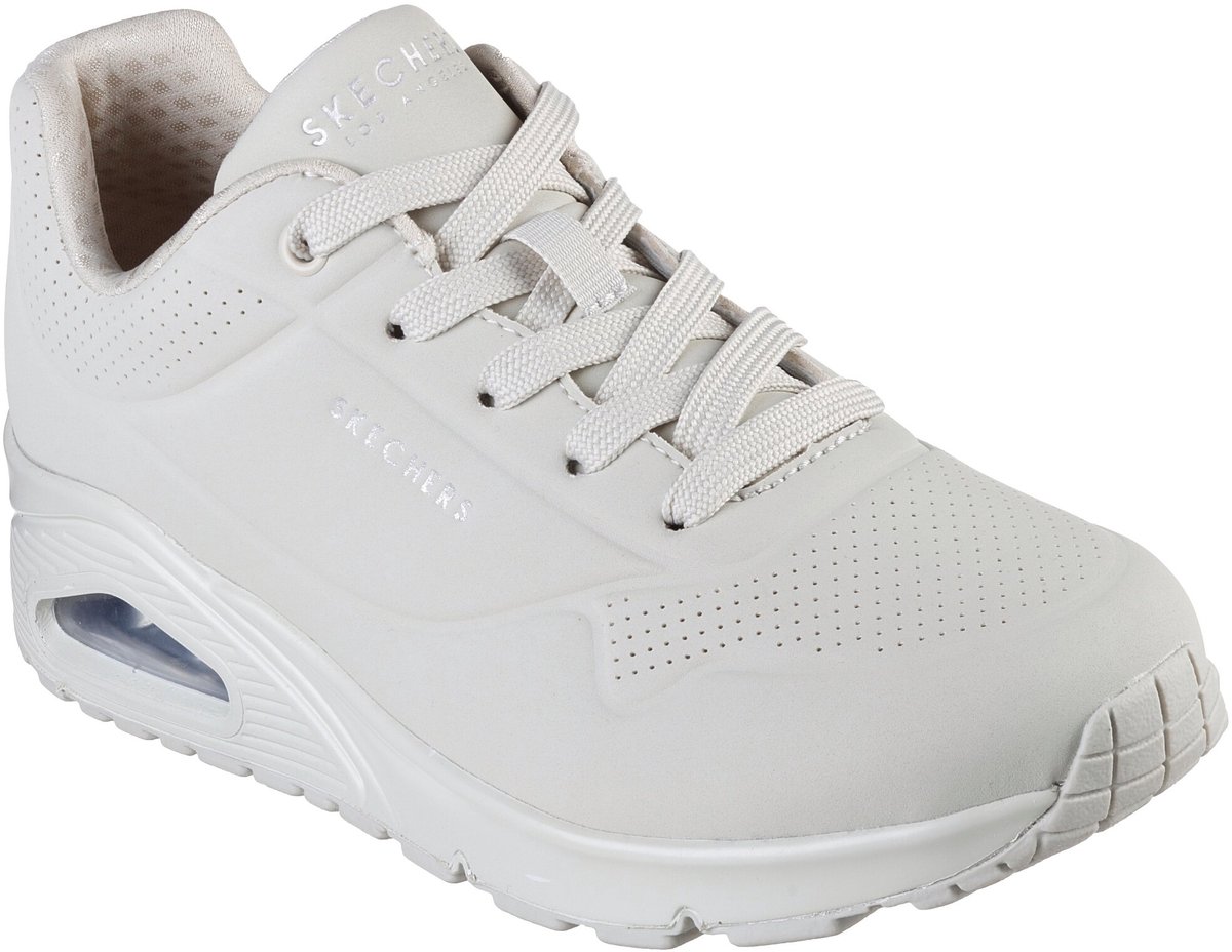 sneaker, hoge hak, wit, perforaties, luchtsysteem