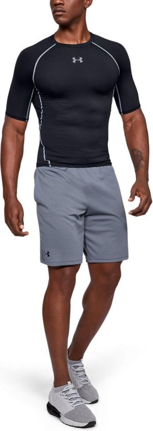 Under Armour  - Maat M - HG Armour SS Heren Sportshirt - Zwart