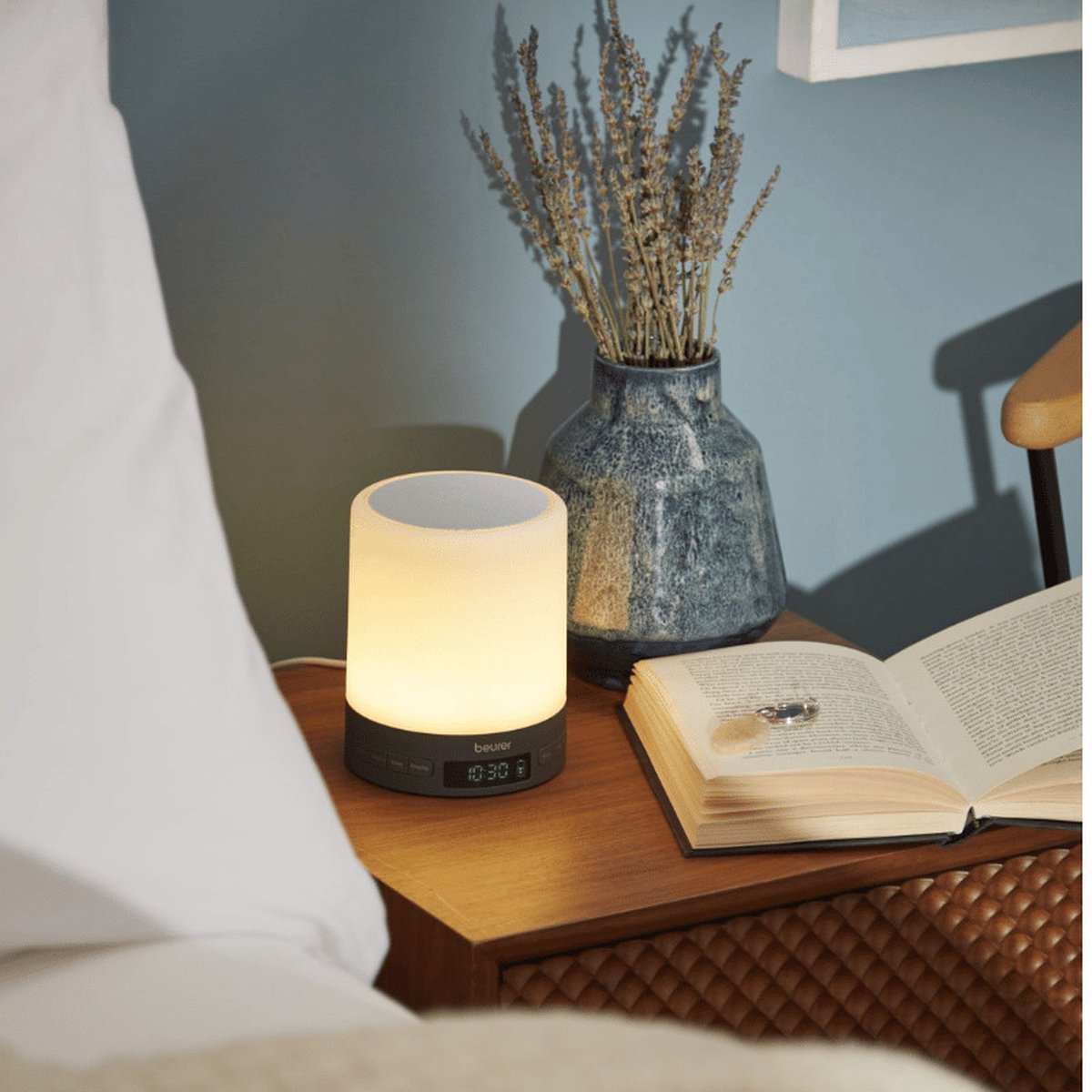 Beurer WL 50 Wake-up light – FM radio - Bluetooth® voor eigen muziek - Nachtlamp – Alarm/Snooze - LE