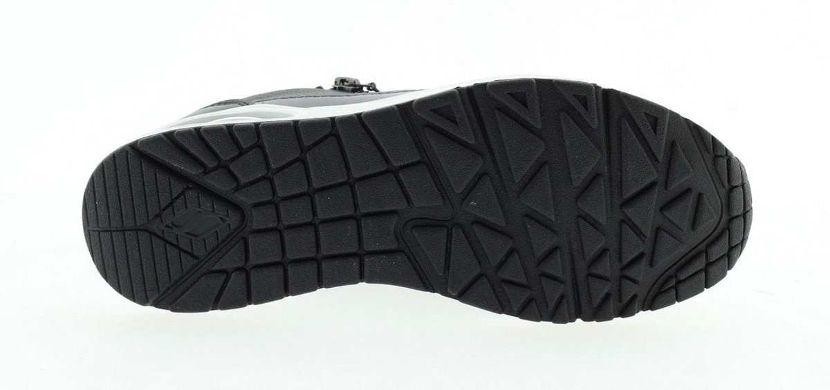sneaker, boot, rubber sole, anti-slip tread, black