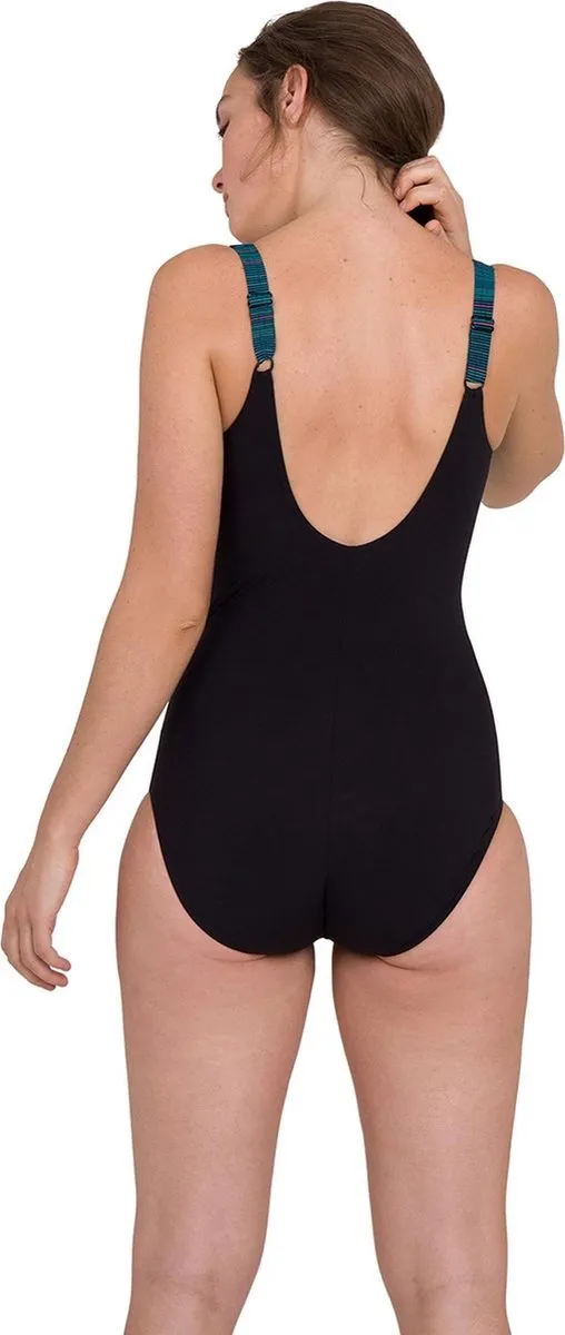 Badkleding, Volwassene, Vrouwelijk, Persoon, Vrouw, Badkleding, Volwassene, Vrouwelijk, Persoon, Vrouw