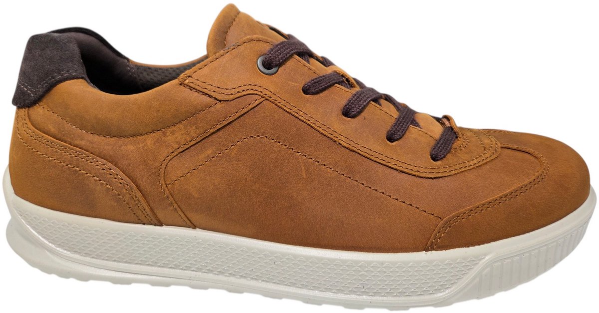 sneaker, bruine schoenen, luxe suède, veterschoen, witte zool