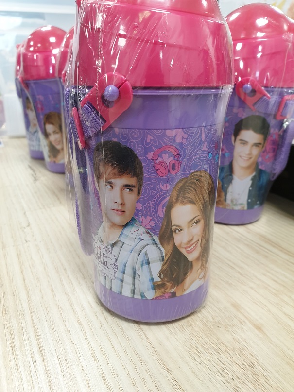 Disney Violetta Drinkbeker met Flipdop 500ml - 1 stuk
