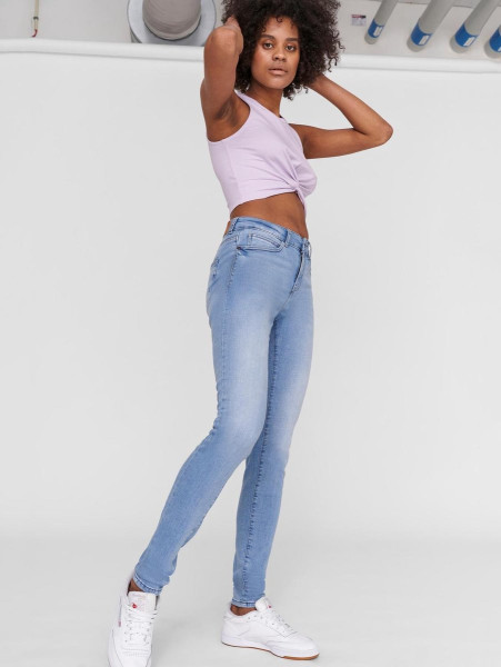 Voel me slecht Briljant omdraaien Noisy may -Maat 28 X L32- NMLUCY NW SKINNY JEANS LB NOOS Dames Jeans | DGM  Outlet
