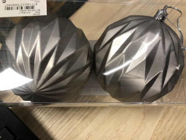 Koopjeshoek - kerstbal plastic geometrisch 10cm Wool grey