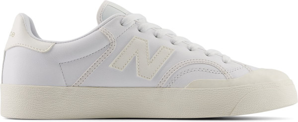 New Balance 100 - maat 43 - Unisex Sneakers - WHITE